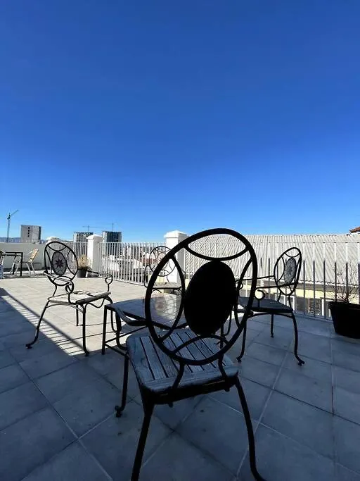 Eclectic 2Br With Shared Terrace Perfect Getaway Apartment Gibraltar Gibraltar