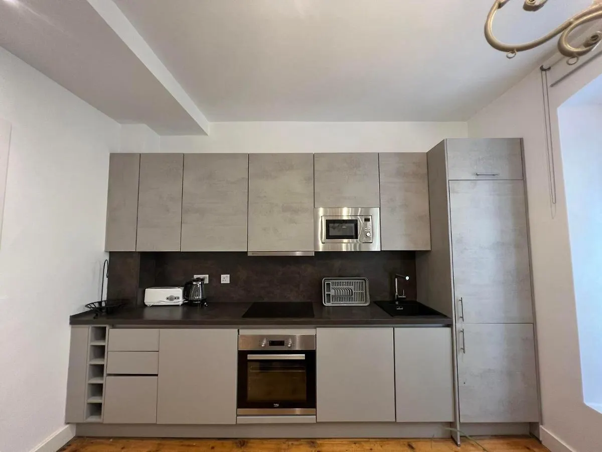 Eclectic 2Br With Shared Terrace Perfect Getaway Apartment Gibraltar